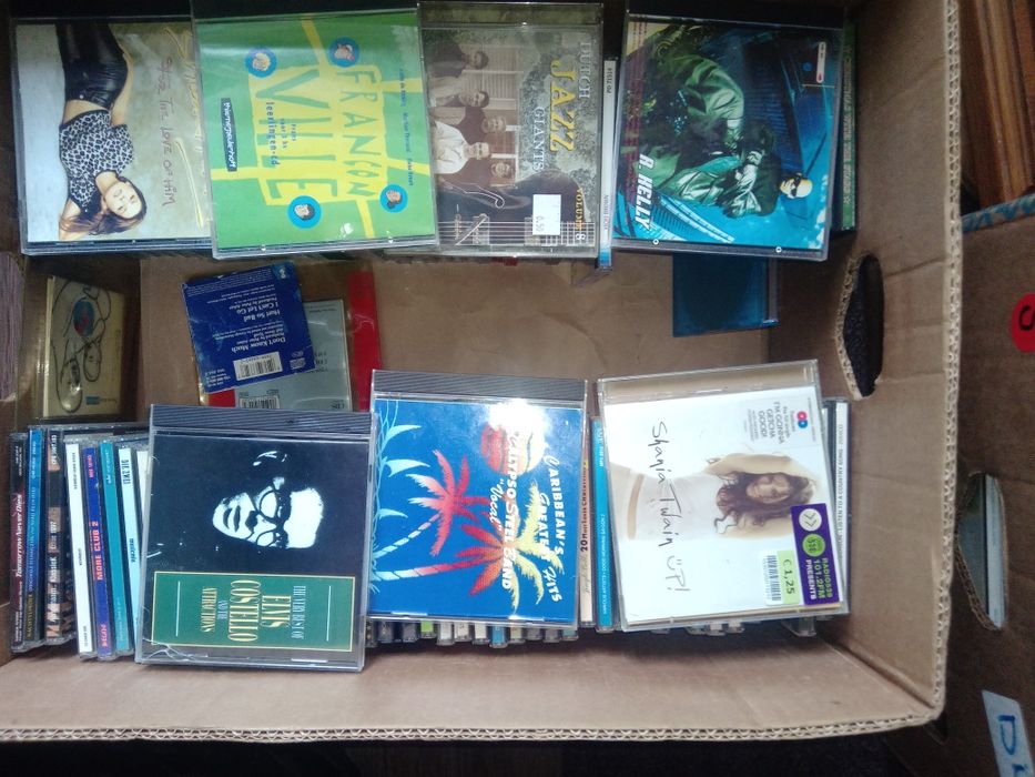 Lot 100buc cd uri cu muzica disco