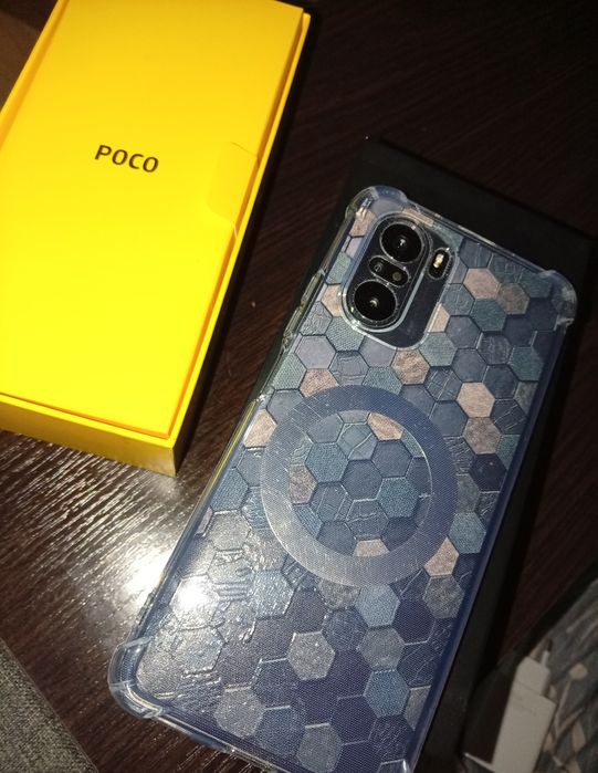 Продаю Xiaomi Poco F3