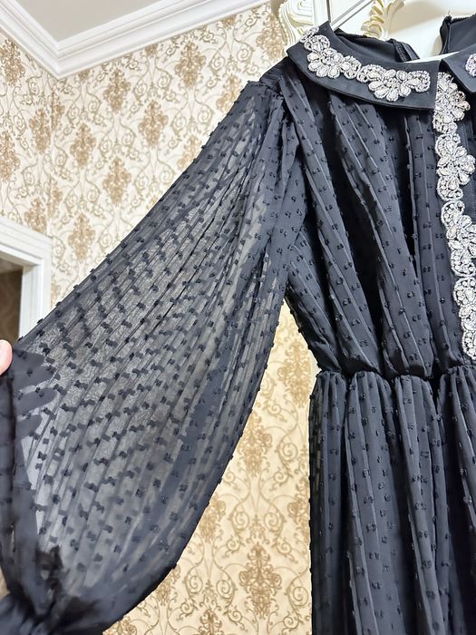 женская одежда платья черного цвета со стразами размер 52-54 очень кра