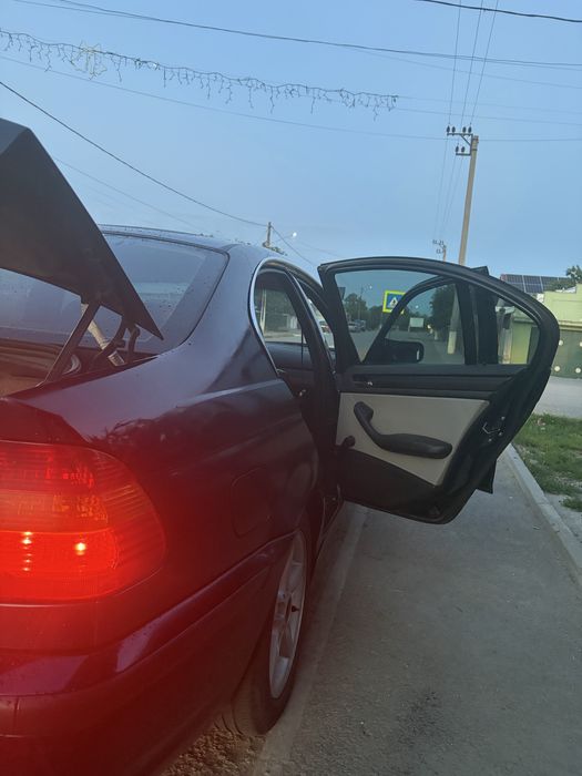 BMW 3 Series 2004 — imagine 4