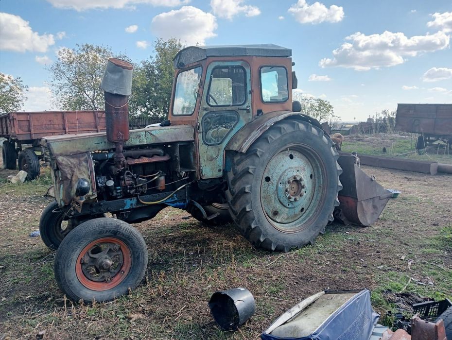 Продам трактор т40 на ходу
