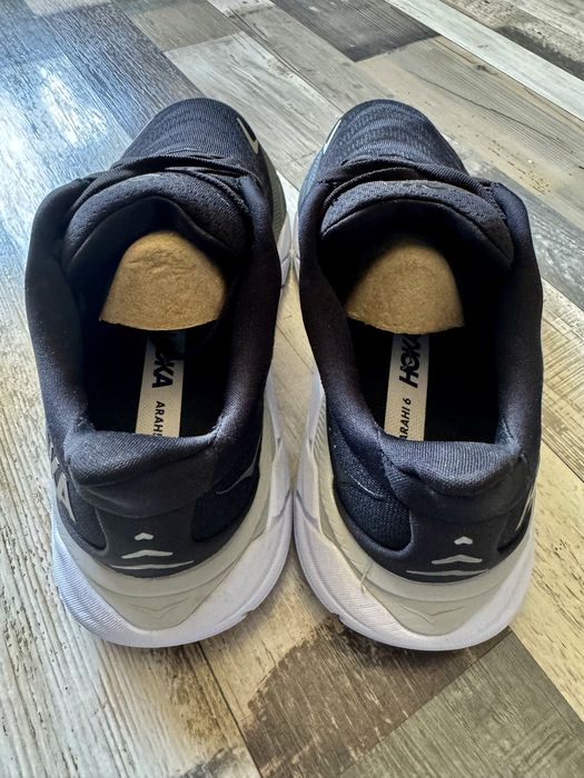 Маратонки за бягане  HOKA one one
