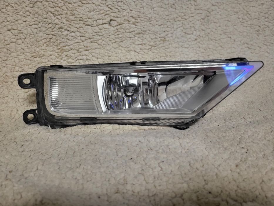 Proiector dreata Tiguan II