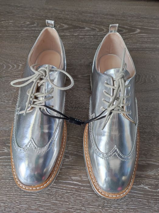 Incaltaminte argintie Zara, noua cu eticheta, marimea 40