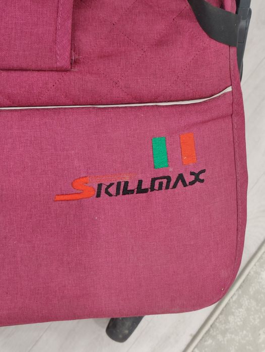 Продаю коляску фирмой Skillmax в хорошем состоянии