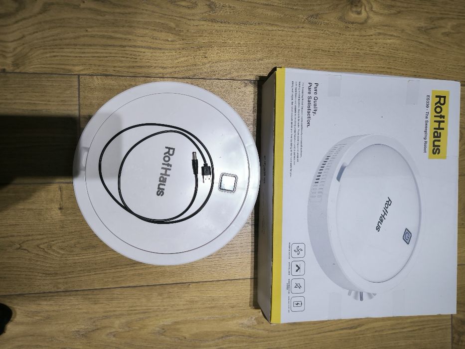 Робот прахосмукачката RofHaus ES330 е интелигентен уред за почистване