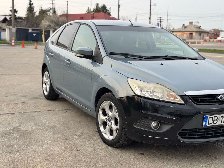 Vand ford focus 2008 cumparat de nou