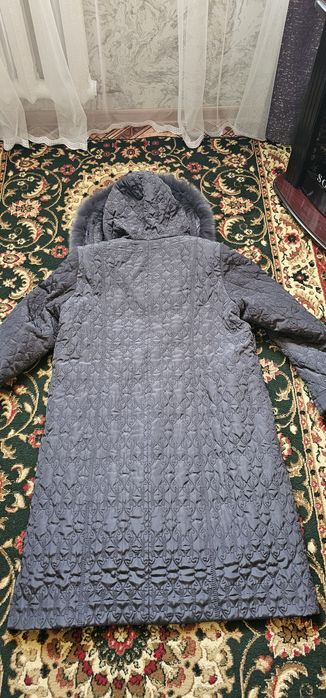 Пихора женская с капюшоном