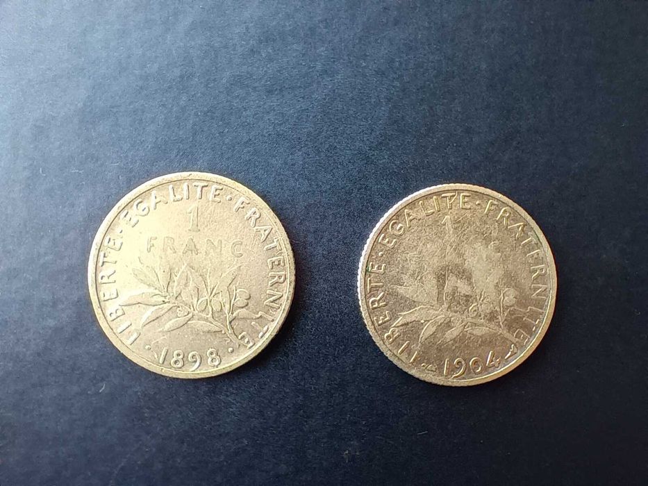 Монети от по 1 френски франк от 1898 г. и 1904 г.