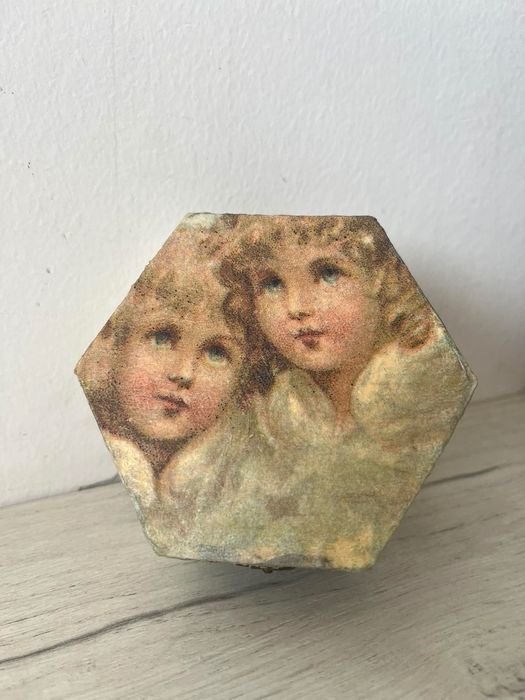 Уникална кутия за кръщене/ ценности