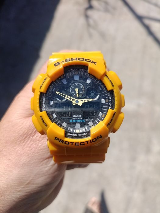 Casio galben  nou