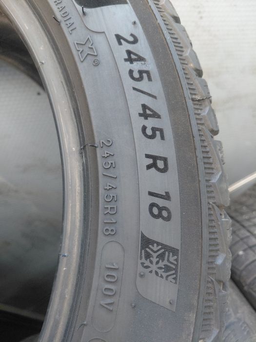 245/45/18" Michelin 4бр.гуми.