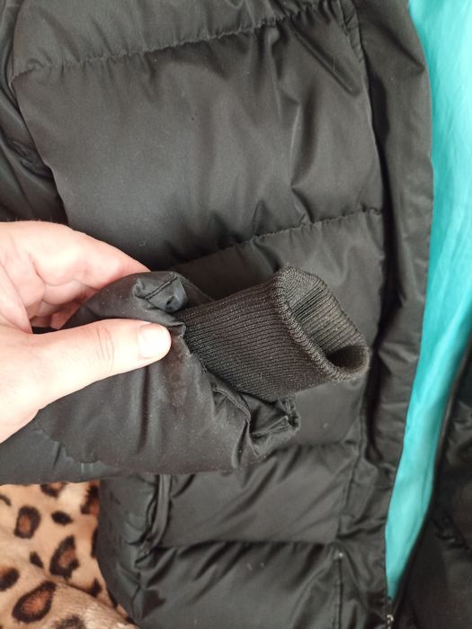 Продам куртка, пуховик, одежда, подарки