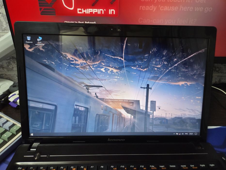 Продается ноутбук LENOVO