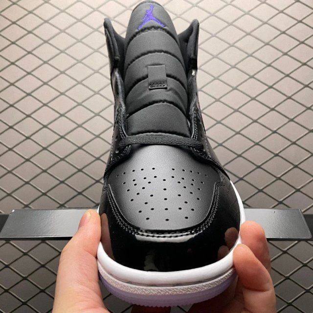 Jordan 1 Space Jam