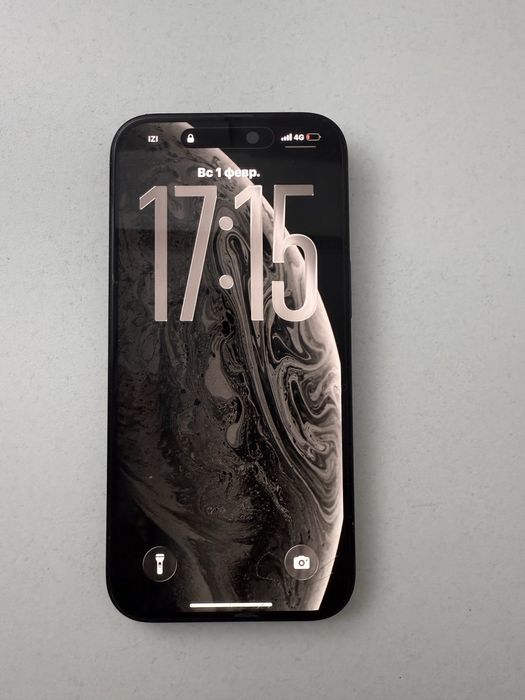 Айфон 15 хорошее состояние