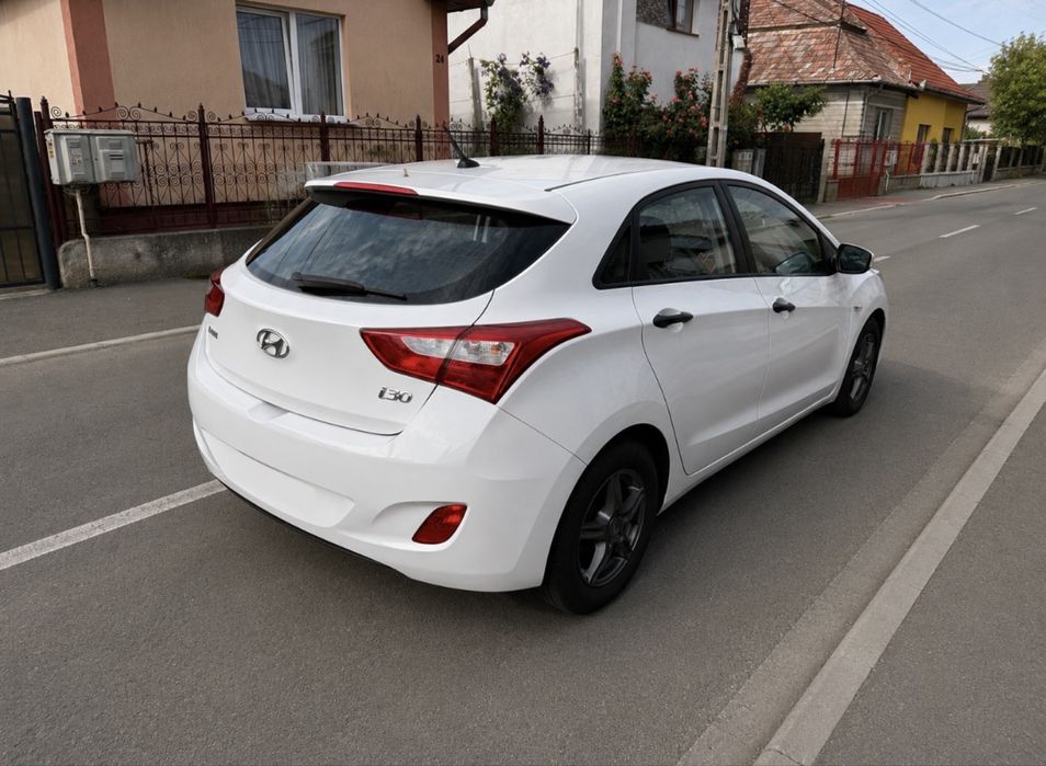 HYUNDAI i30 2012 — imagine 3