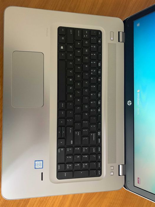 Лаптоп 17" HP ProBook 470 G4, Intel Core i7-7500U, 8GB RAM, 256GB SSD