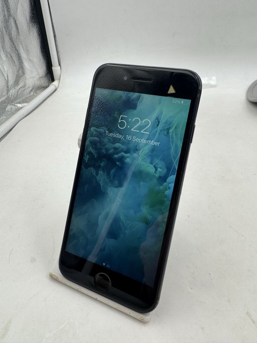 iPhone 7 32GB Black – Отлично състояние