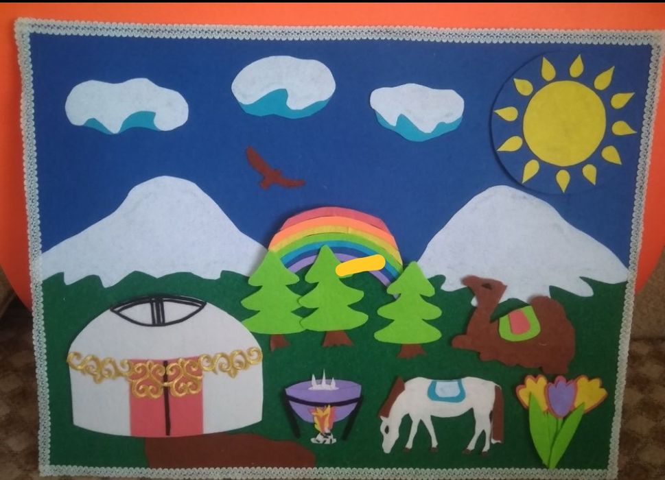 Рисунки и поделки  в садик