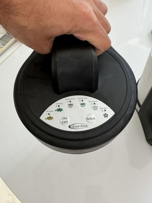 Aparat pentru facut lapte/supa VEGAN STAR VR 100 Perfect soia migdale