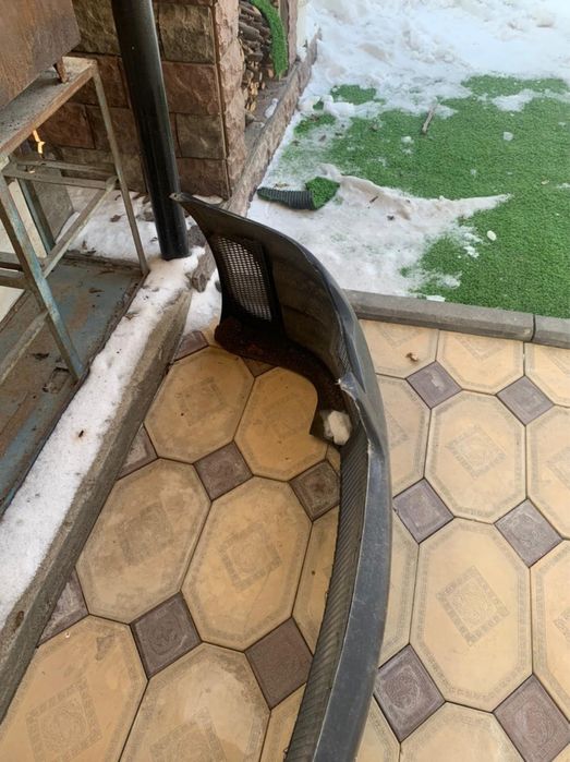 Бампер на субару