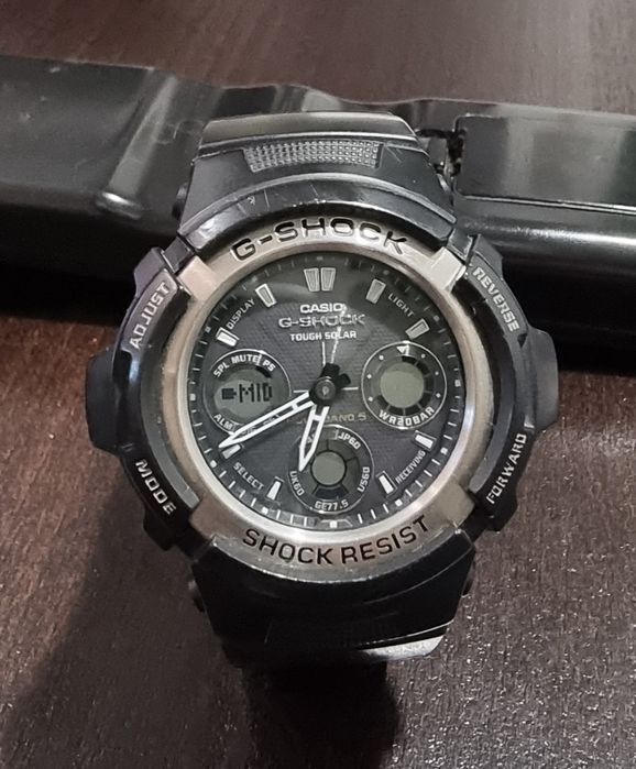 Casio G-Shock AWG-M100-1AER
