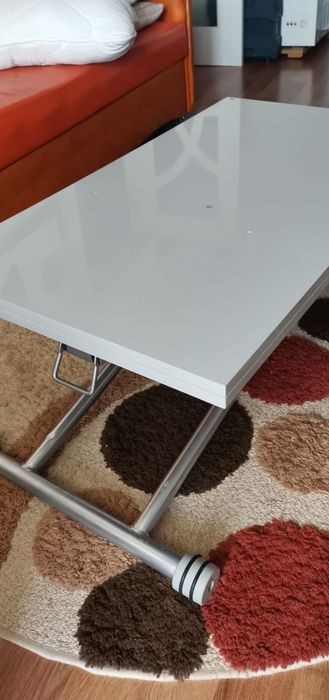 Masă transformabilă extensibilă de cafea