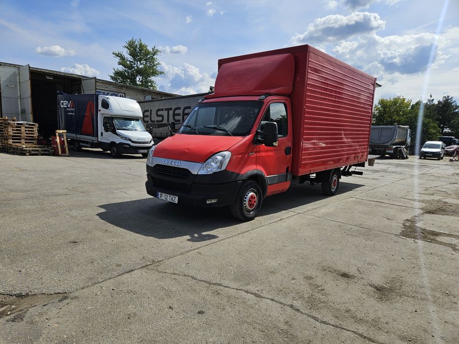 Iveco daily cu lift 35S11
