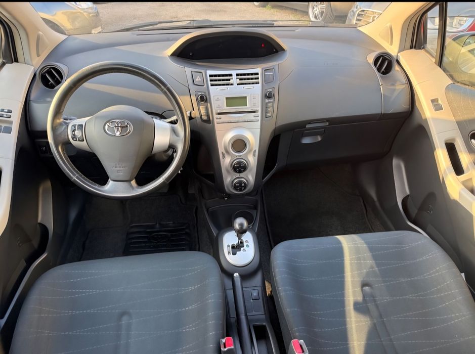 Toyota Yaris Automata 1.3 benzina, impecabila !