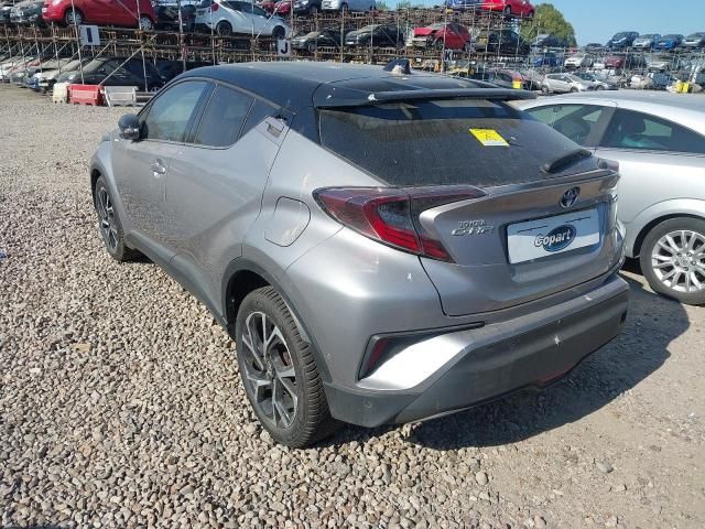 Dezmembrez Toyota C-HR 1