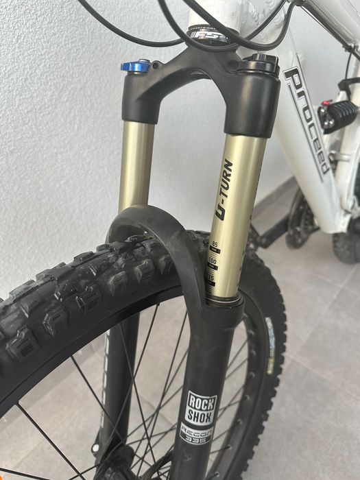 Продавам планински велосипед "26" Proceed FSX (down hill)