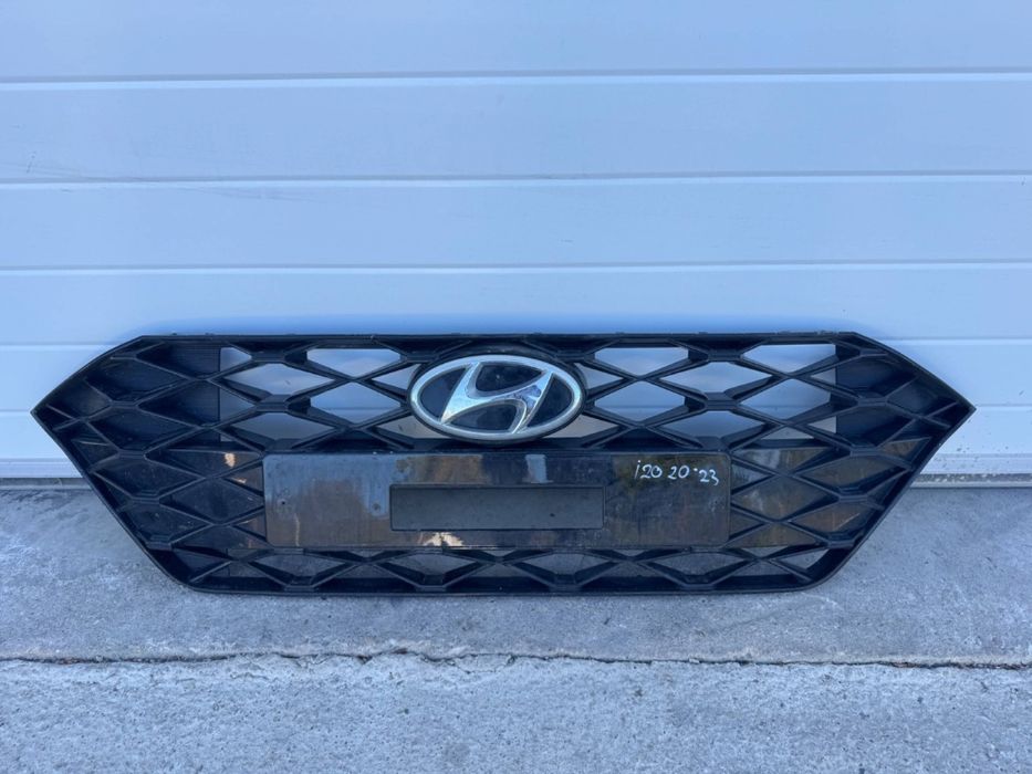 Grila centrala + emblema Hyundai i20 2020/2021/2022/2023