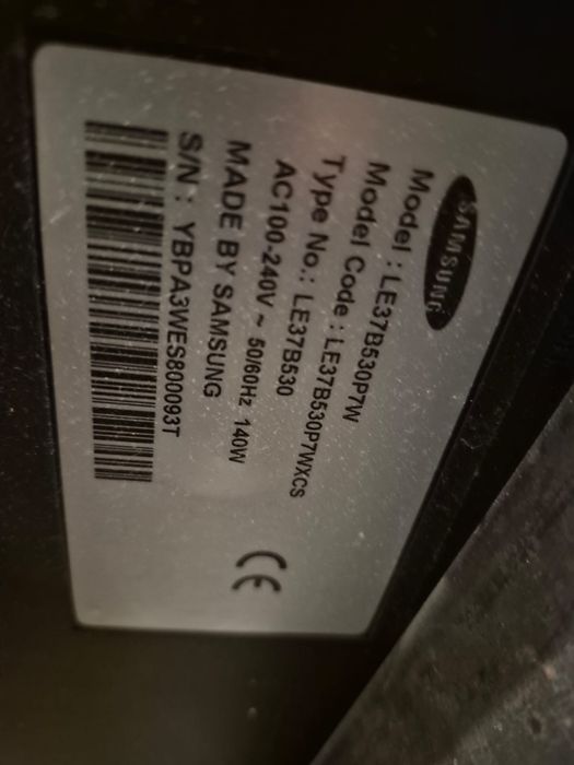 Продам телевизор на запчасти