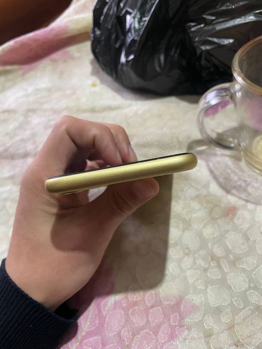 Iphone 11 holati yaxshi aybi yoq