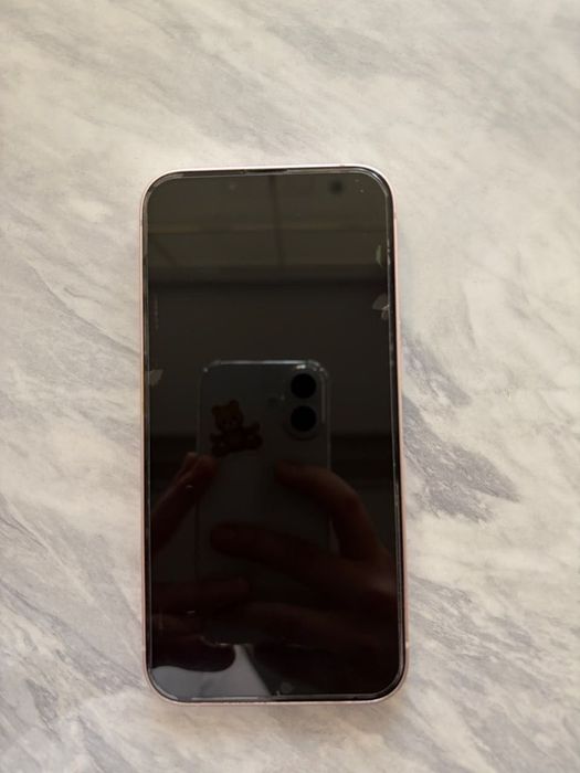 iPhone 13 128gb.