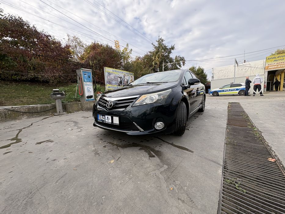 TOYOTA Avensis 2013 — imagine 2