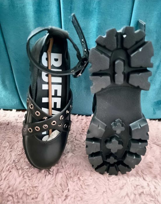 Balerini Buffalo cu platforma