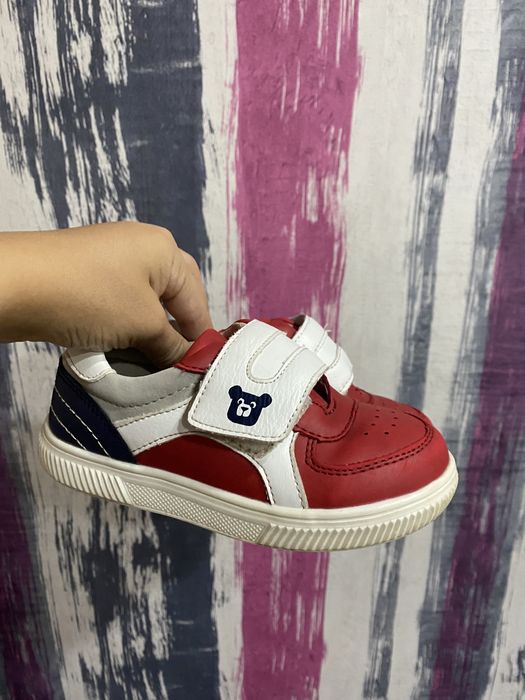 Продам кеды и сандалии на мальчика, 24рр