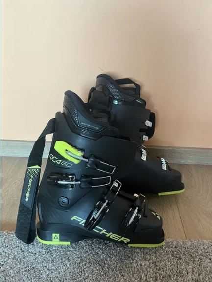 Ски обувки 21.0, 22.5, 23.5, 25.5
