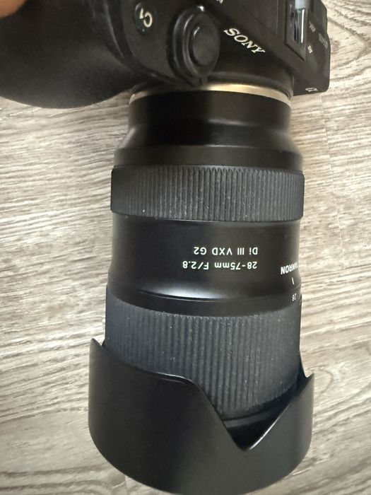 Sony a6400 тамрон 28-75 g2 продается