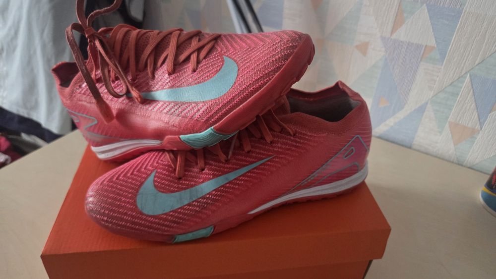 Продам сороконожки NIKE , летние , размер 41