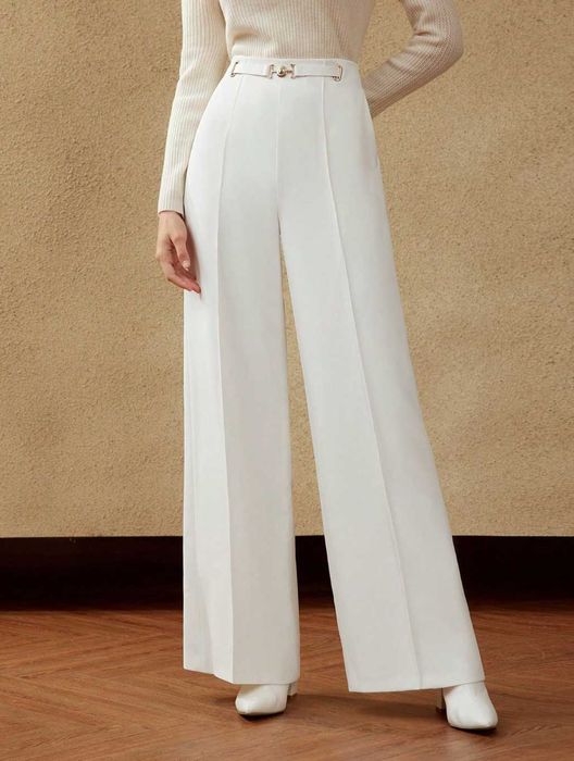 Бял панталон с коланче