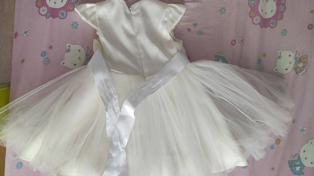 Rochie miresuca 3 ani