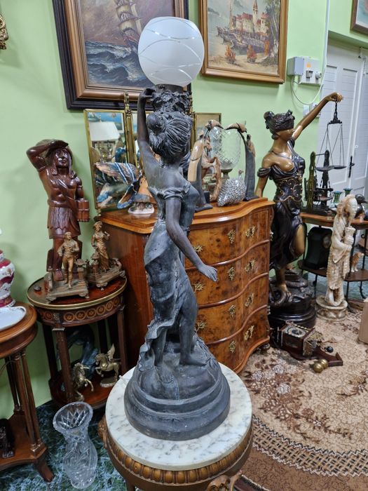 Голяма уникална антикварна френска бронзова лампа