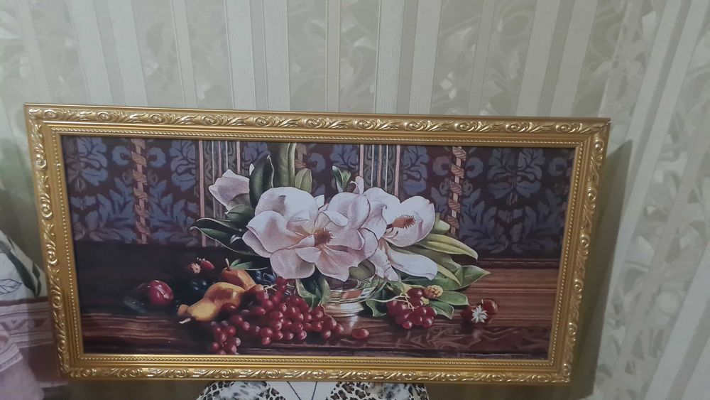 Картина гобеновая вышивка в красивой раме