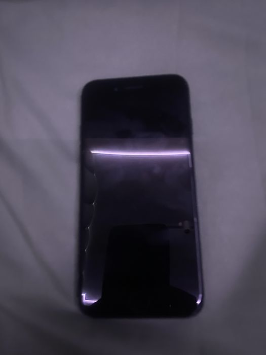 Айфон 7, сломанна матрица/экран