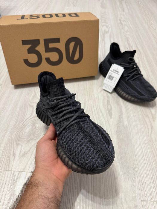 Adidasi Yeezy 350 Boost Black | Model Unisex | Adidasi Noi Calitativi