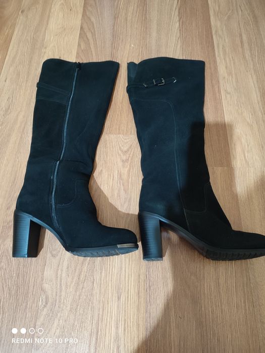 Женские одежды,сапоги