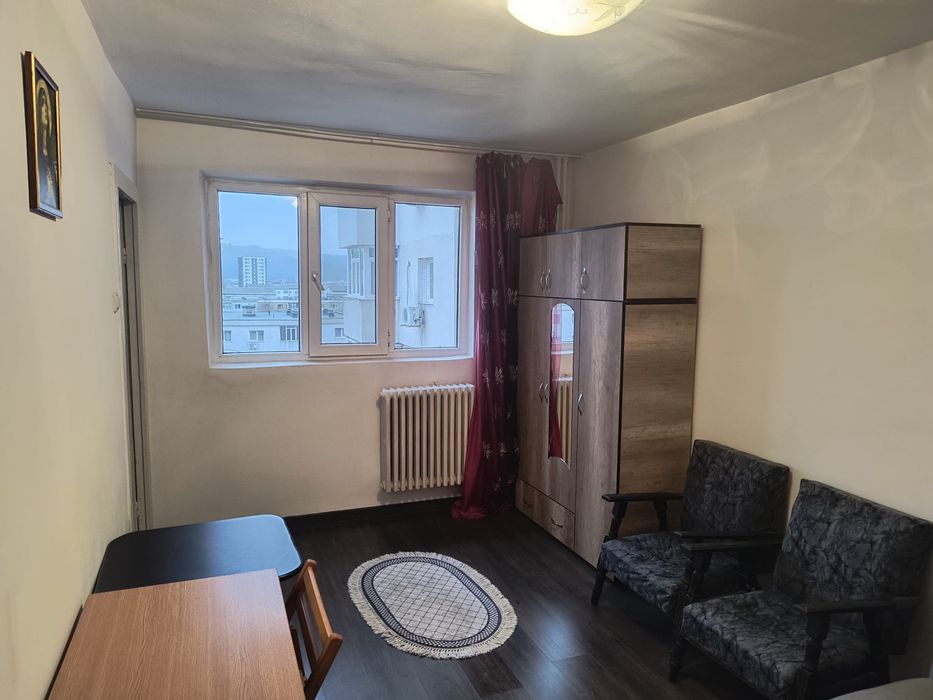 Inchiriez garsoniera pacurari